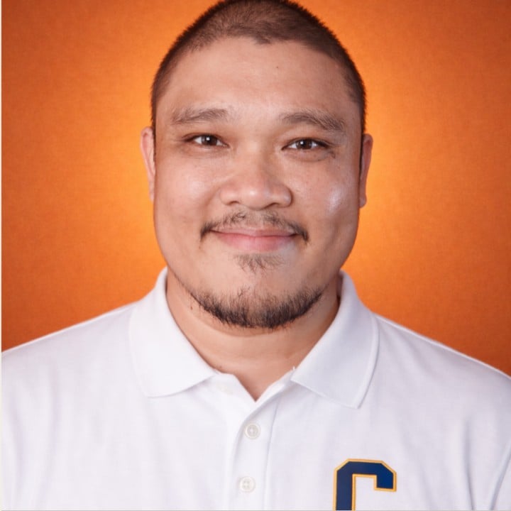 Jan Ravina, Customer Support at Get Custom Glassware